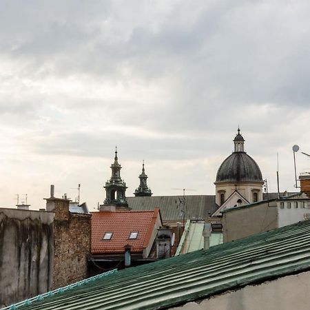 Ok Main Square Apartments Krakow Luaran gambar
